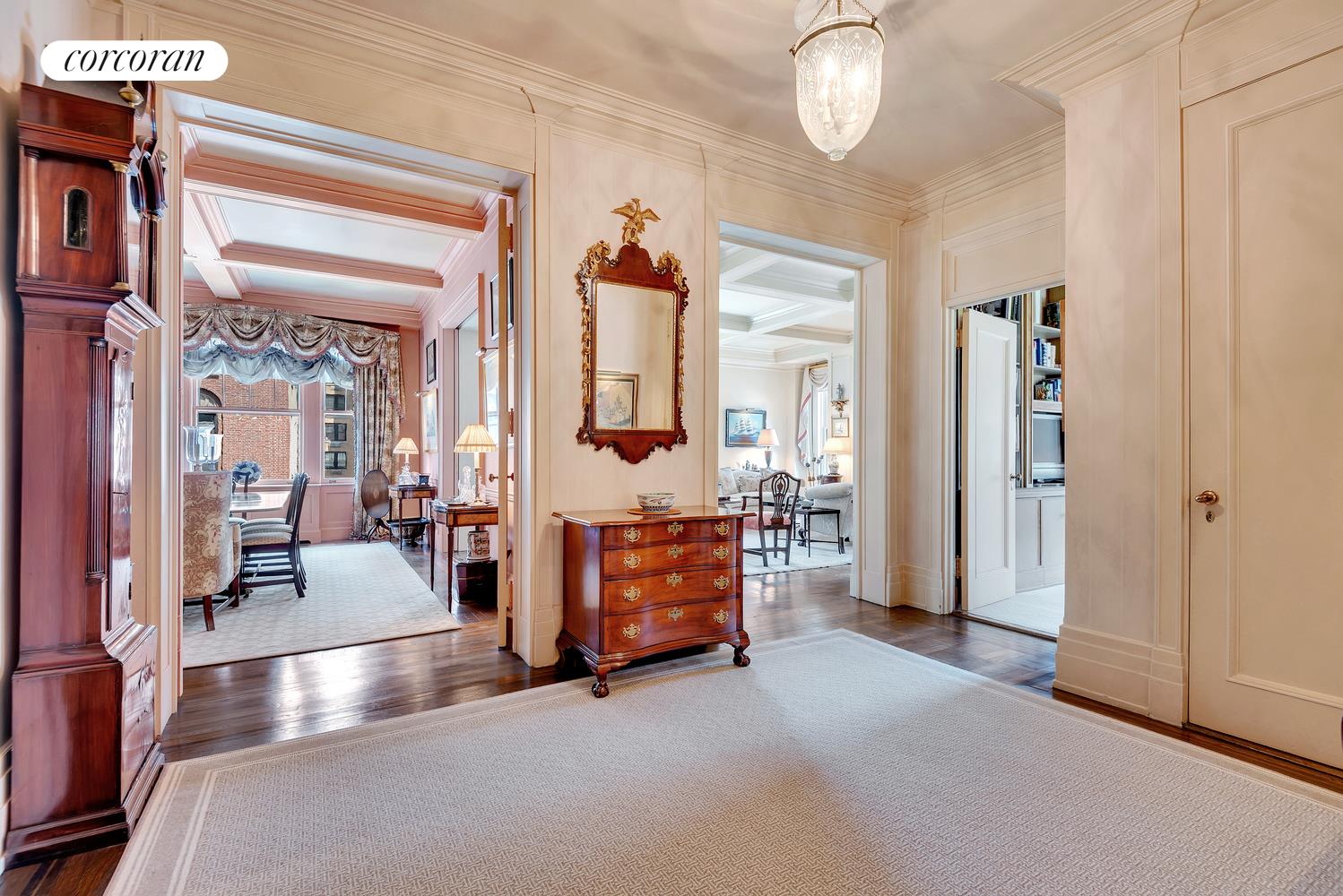 555 Park Avenue, Unit 9E Manhattan, NY 10065 - Photo 7 of 11 a view of an entryway with a livingroom