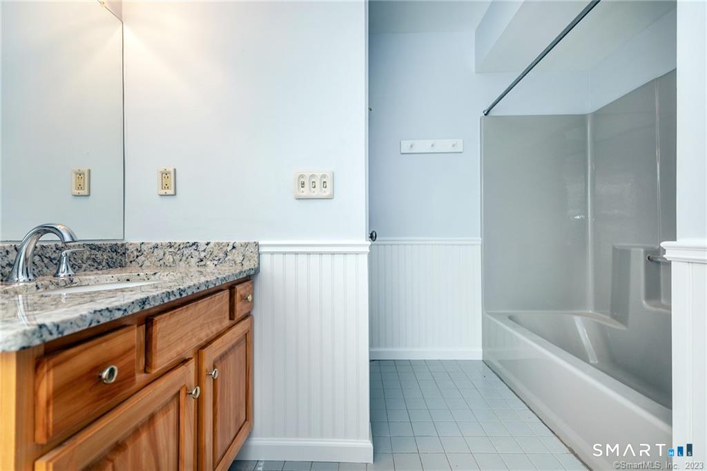 18 Smoke Ridge Drive Sherman, CT 06784 - Photo 15 of 25 ML Full Bath