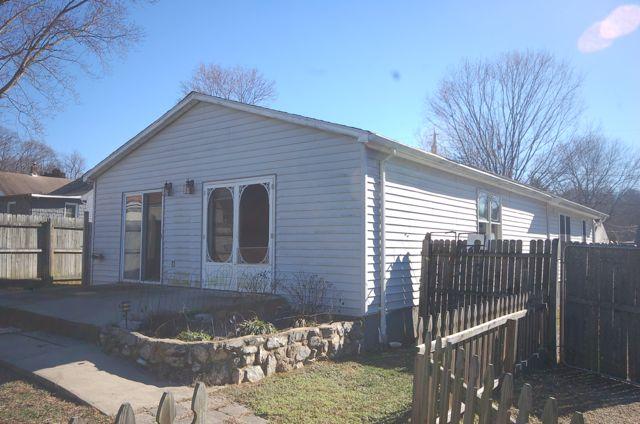 1336 Thomason Road Southeast Roanoke, VA 24014 - Photo 14 of 19 REAR VIEW OF HOME