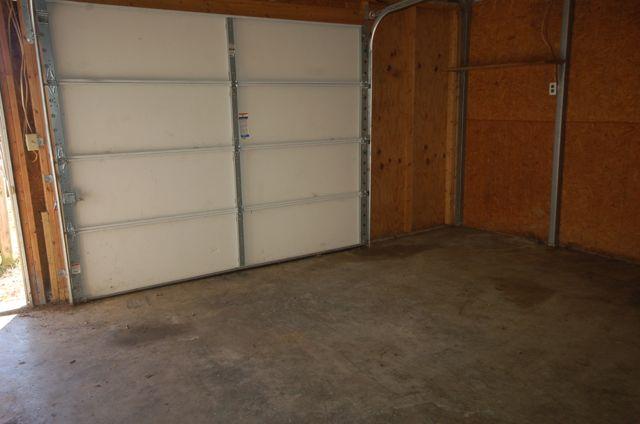 1336 Thomason Road Southeast Roanoke, VA 24014 - Photo 17 of 19 INT OF GARAGE 2
