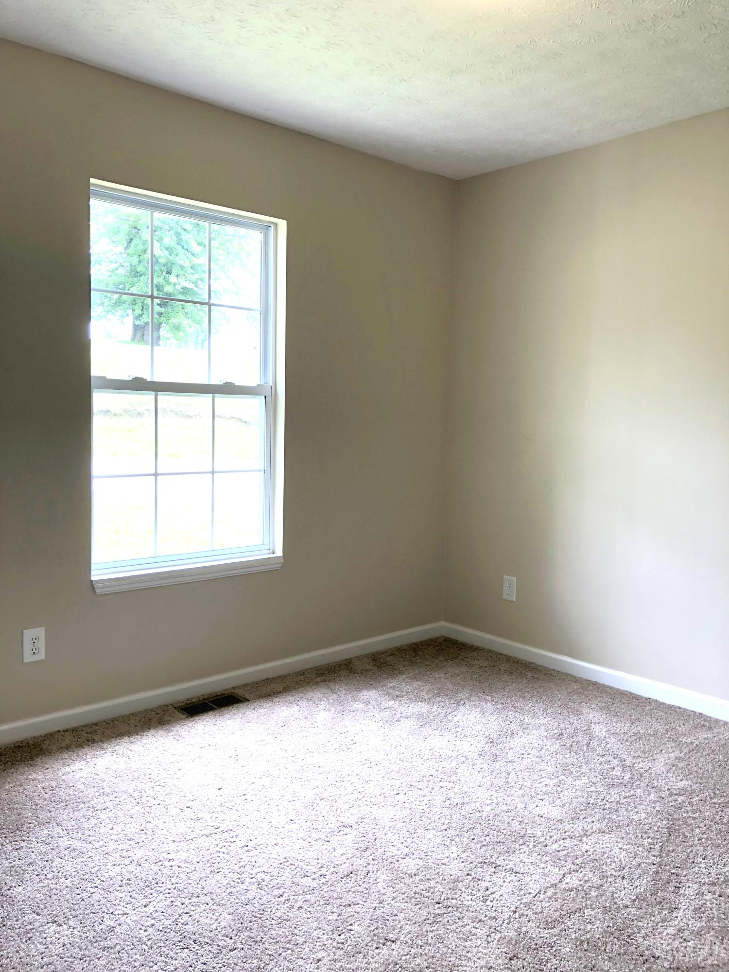 2005 Loop Road La Follette, TN 37766 - Photo 7 of 19 Master Bedroom