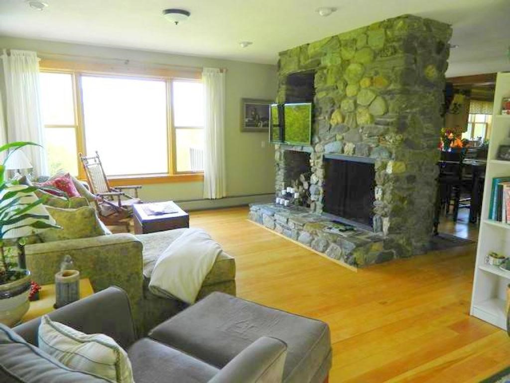 91 Westview Road Stowe, VT 05672 - Photo 8 of 18 Gallery Image 8