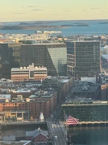 a picture of a wall with a white wall and a white wall