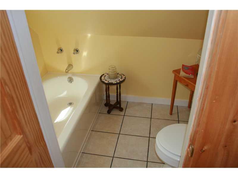 215 South Shore Road Linneus, ME 04730 - Photo 22 of 35 Bathroom.