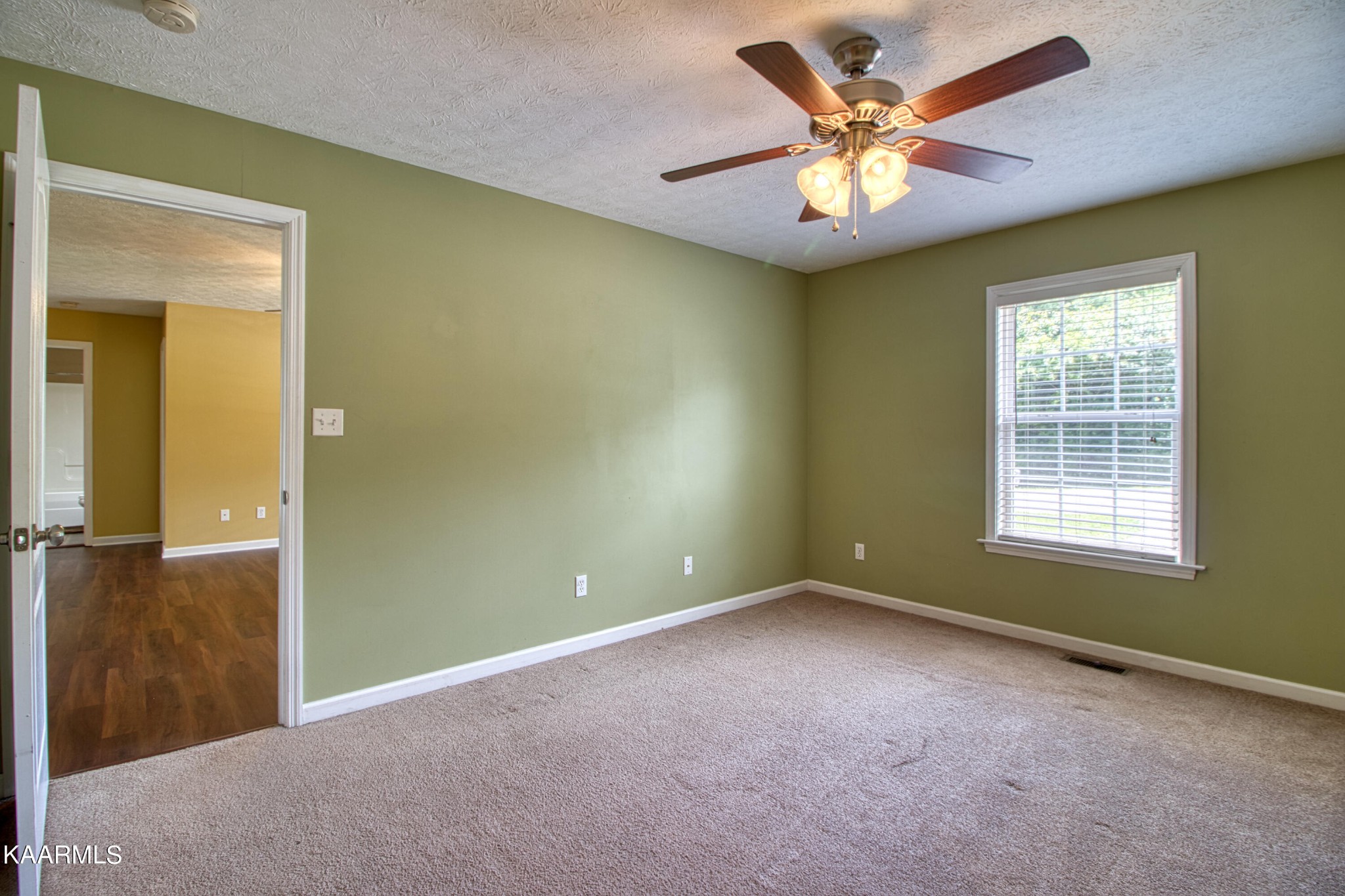 5702 Collette Road Northeast Knoxville, TN 37918 - Photo 11 of 19 Gallery Image 11