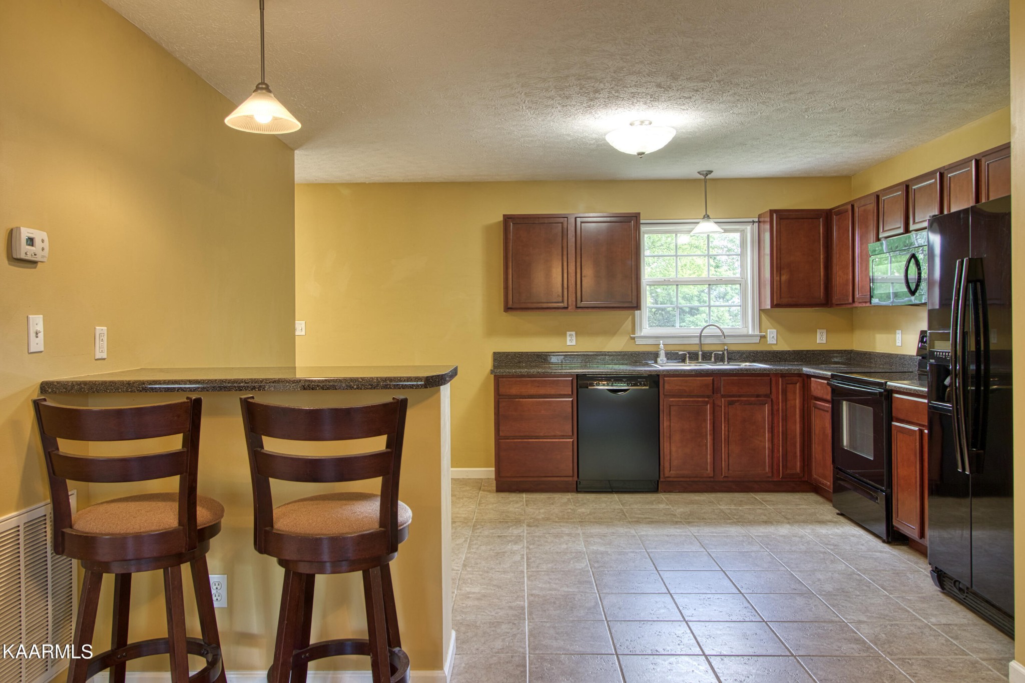 5702 Collette Road Northeast Knoxville, TN 37918 - Photo 7 of 19 Gallery Image 7