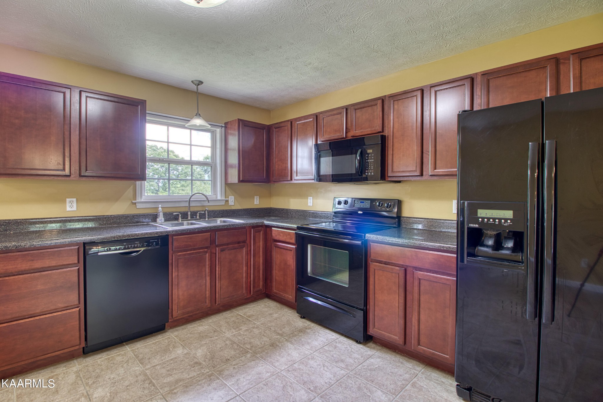 5702 Collette Road Northeast Knoxville, TN 37918 - Photo 9 of 19 Gallery Image 9