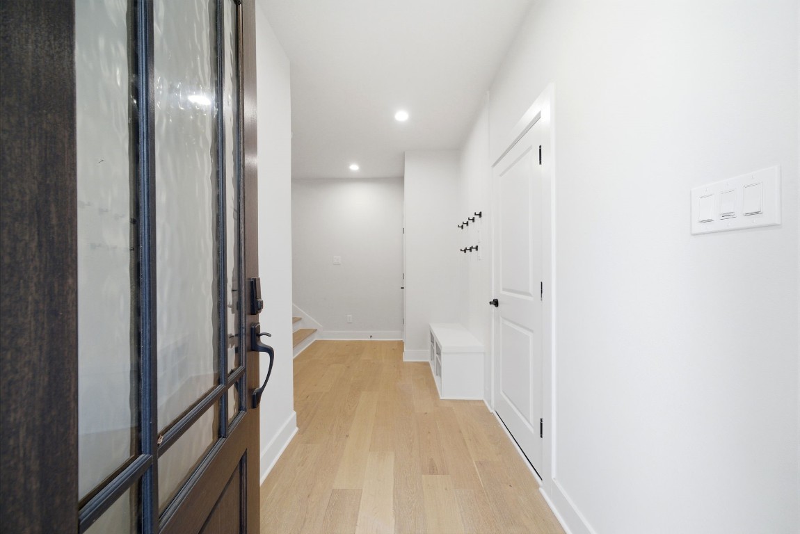 328 Janisch Road, Unit D Houston, TX 77018 - Photo 4 of 37 a view of a bathroom from the hallway