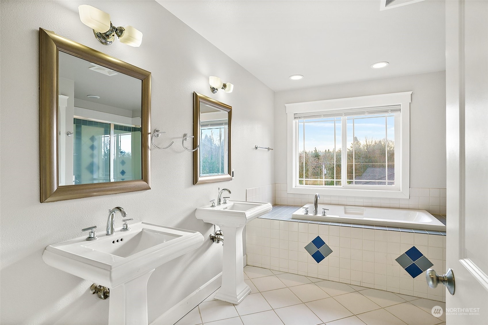 2772 Locker Road Southeast Port Orchard, WA 98366 - Photo 19 of 40 Gallery Image 19