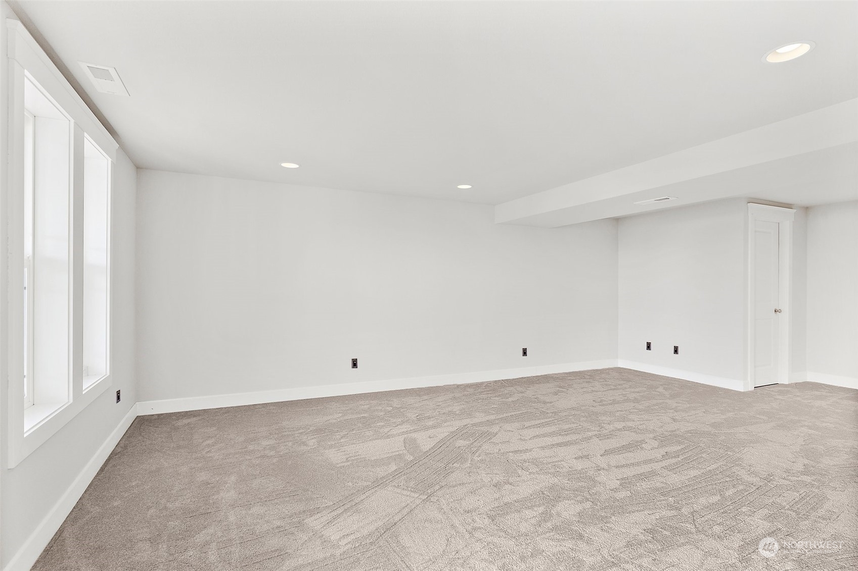 2772 Locker Road Southeast Port Orchard, WA 98366 - Photo 24 of 40 Gallery Image 24
