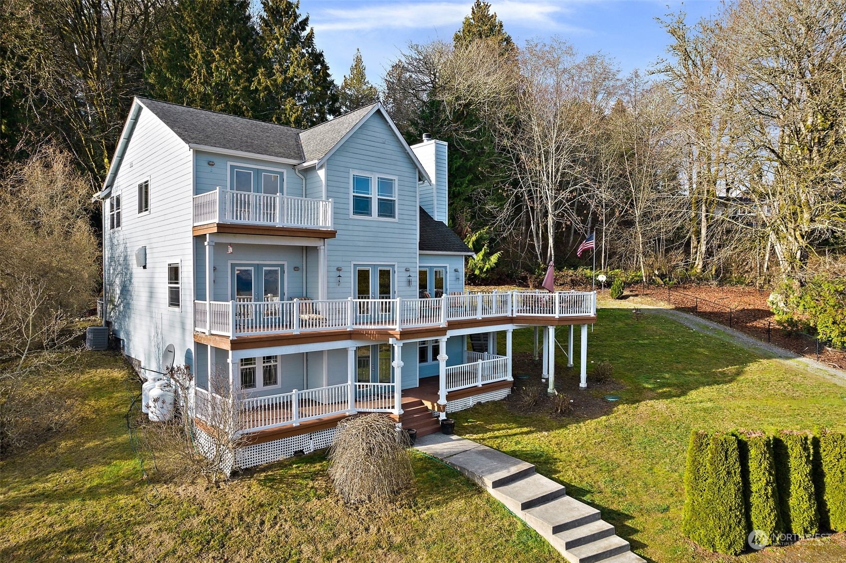 2772 Locker Road Southeast Port Orchard, WA 98366 - Photo 33 of 40 Gallery Image 33