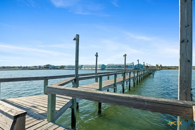$469,000 | 132 Breezeway Drive, Rockport, TX 78382
