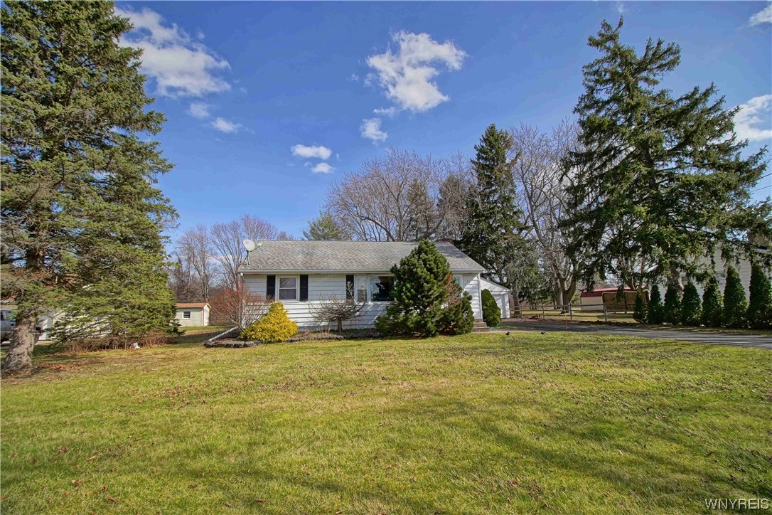 4929 Keck Road Lockport Town, NY 14094 - Photo 1 of 1