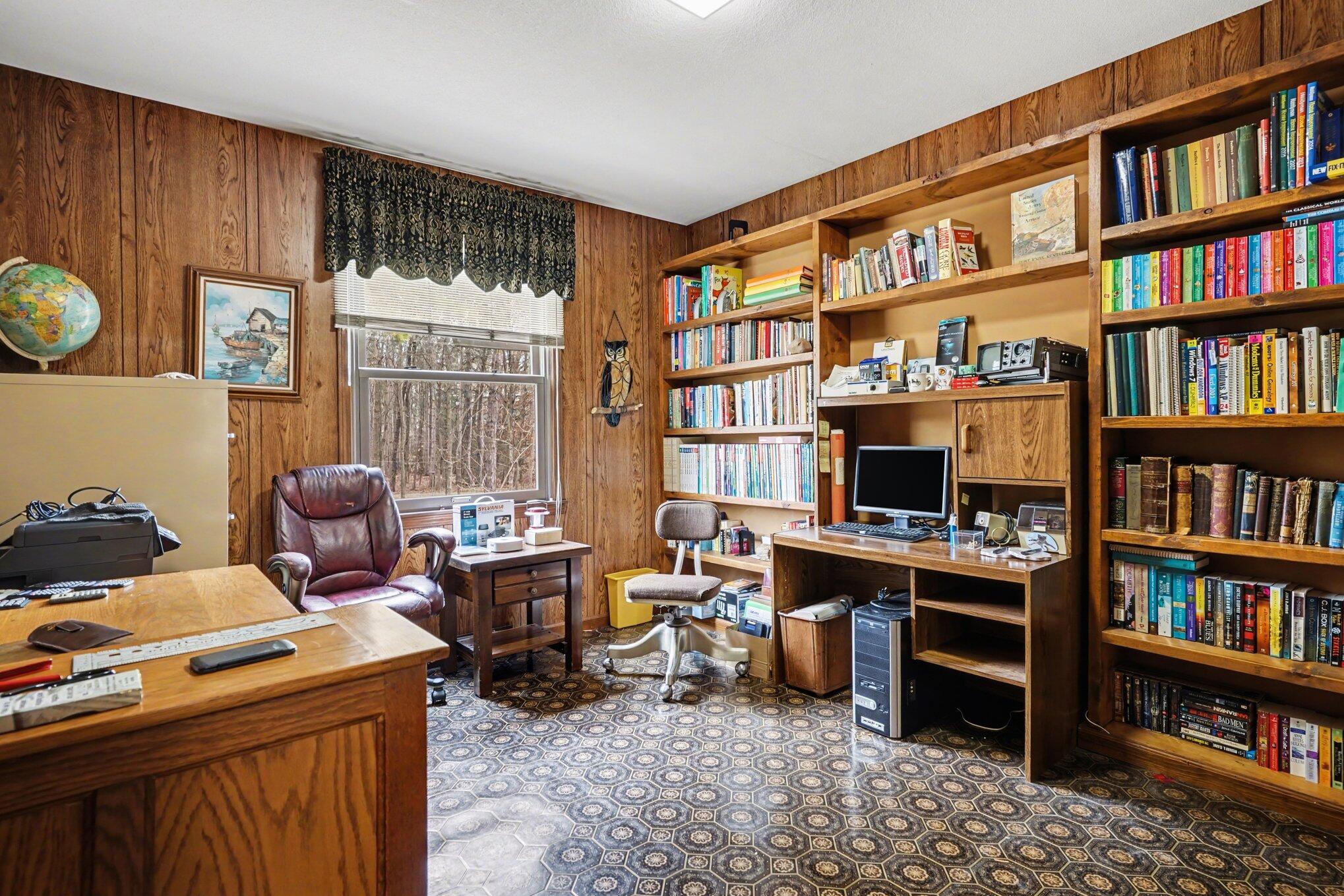 7337 East Sternberg Road Nunica, MI 49448 - Photo 15 of 44 004_file_9833