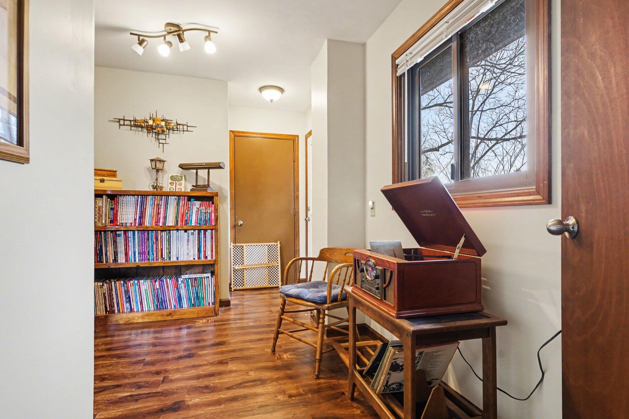 7337 East Sternberg Road Nunica, MI 49448 - Photo 16 of 44 008_file_3637