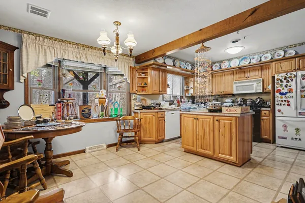 $575,000 | 7337 East Sternberg Road, Nunica, MI 49448