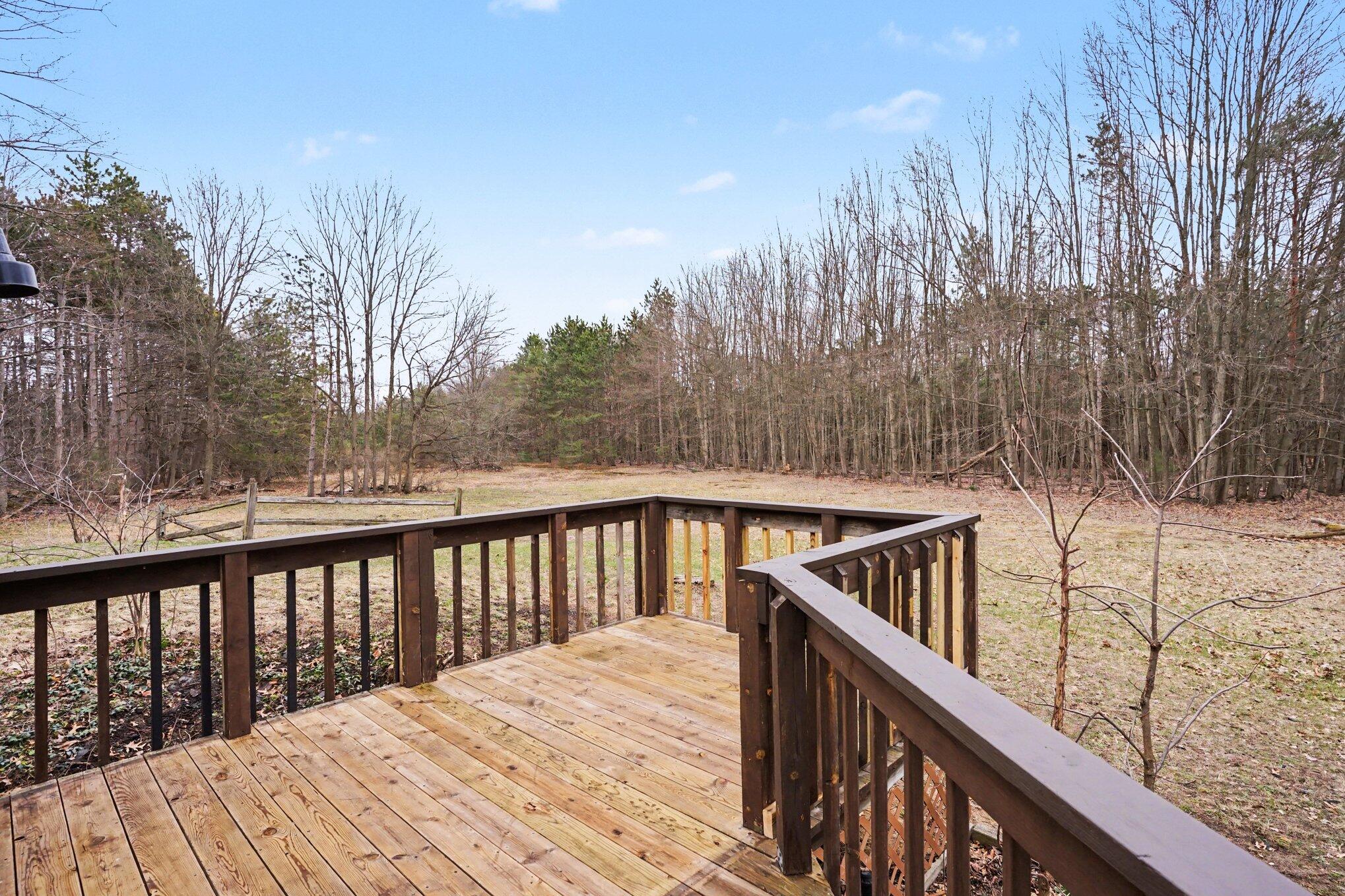 7337 East Sternberg Road Nunica, MI 49448 - Photo 31 of 44 029_file_2528