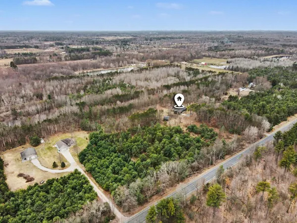 $575,000 | 7337 East Sternberg Road, Nunica, MI 49448