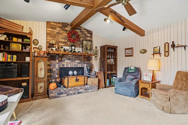 $575,000 | 7337 East Sternberg Road, Nunica, MI 49448