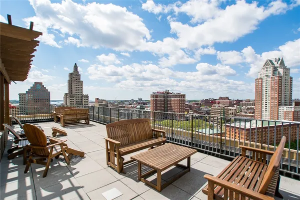 $539,000 | 100 Exchange Street, Unit 1506, Providence, RI 02903