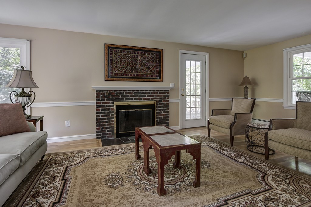 56 Upton Road Westborough, MA 01581 - Photo 5 of 25 Gallery Image 5