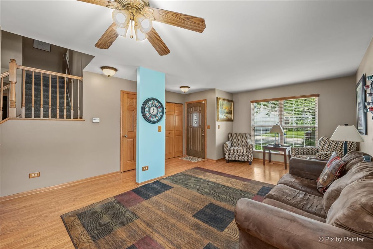 296 West Daisy Circle Romeoville, IL 60446 - Photo 9 of 42 Gallery Image 9