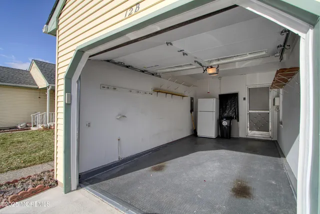 $2,000 | 12A Birchwood Drive, Unit B, Whiting, NJ 08759