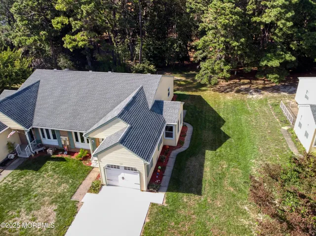 $2,000 | 12A Birchwood Drive, Unit B, Whiting, NJ 08759