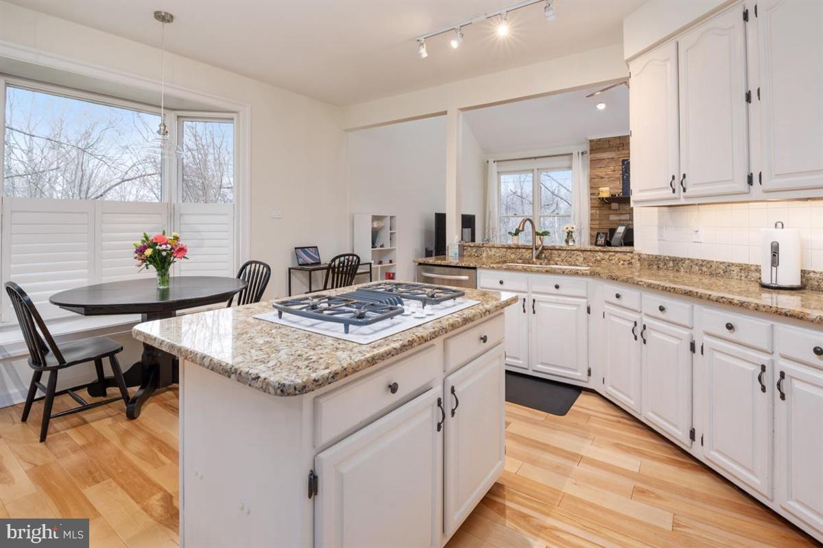 1308 Pleasant Meadow Road Crofton, MD 21114 - Photo 9 of 42 Gallery Image 9
