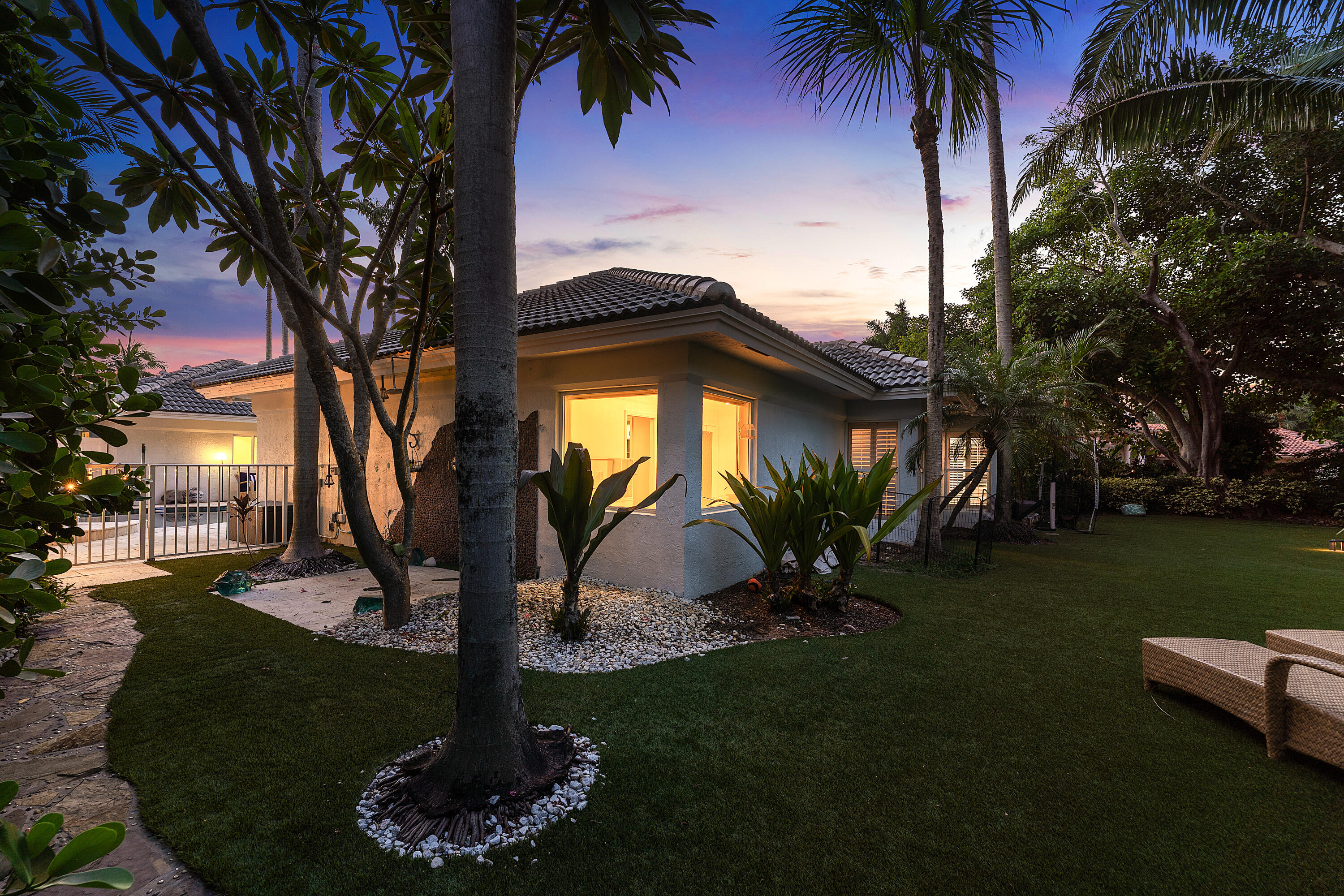 12108 Odyssey Road Boynton Beach, FL 33436 - Photo 36 of 50 Evening side yard