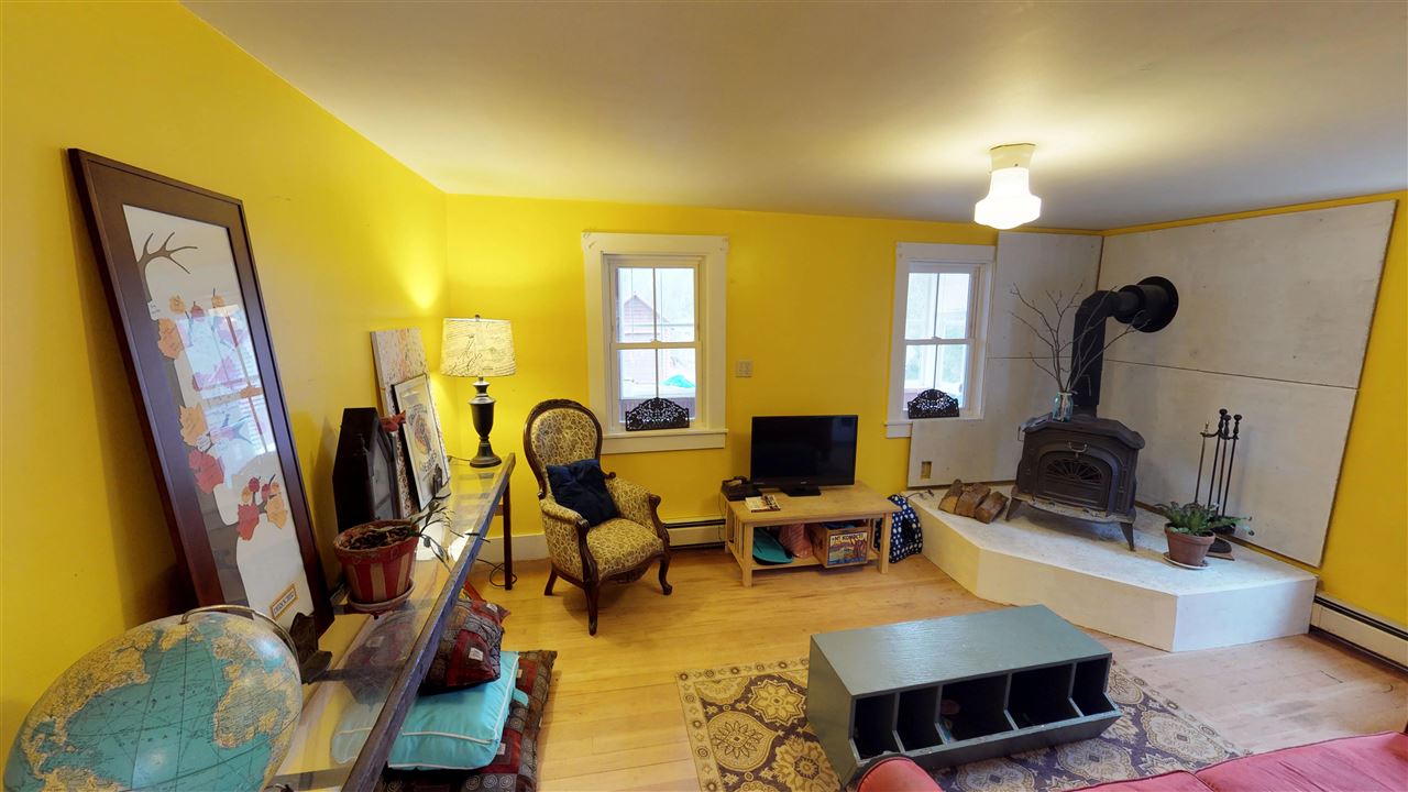 26 Bay Road Newmarket, NH 03857 - Photo 4 of 6 Gallery Image 4