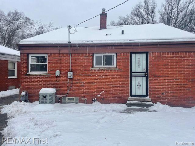 20268 Annchester Road Detroit, MI 48219 - Photo 3 of 21 Gallery Image 3