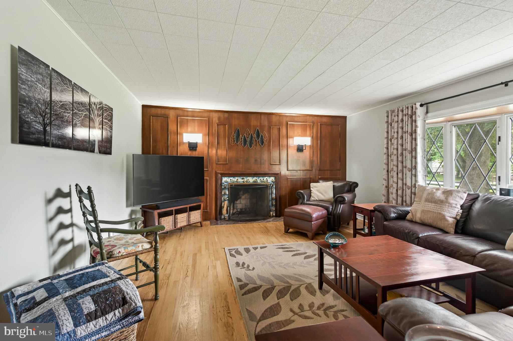 2207 Naamans Creek Road Boothwyn, PA 19061 - Photo 11 of 88