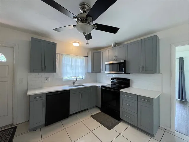 $6,800 | 1902 West Nassau Street, Tampa, FL 33607