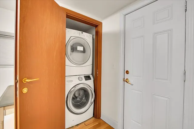 $264,000 | 1647 West Sherwin Avenue, Unit 1, Chicago, IL 60626