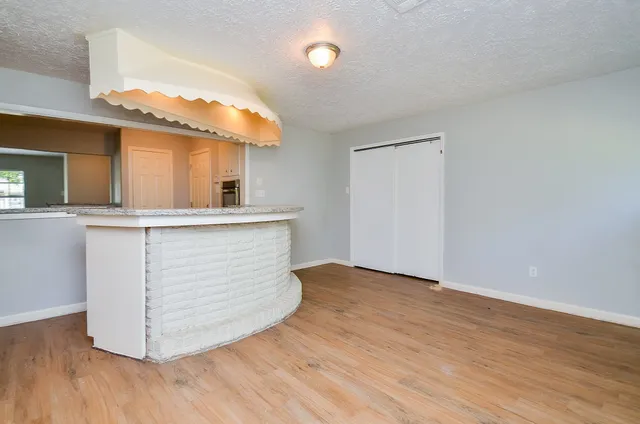 $1,499 | 5405 Southlea Street, Houston, TX 77033