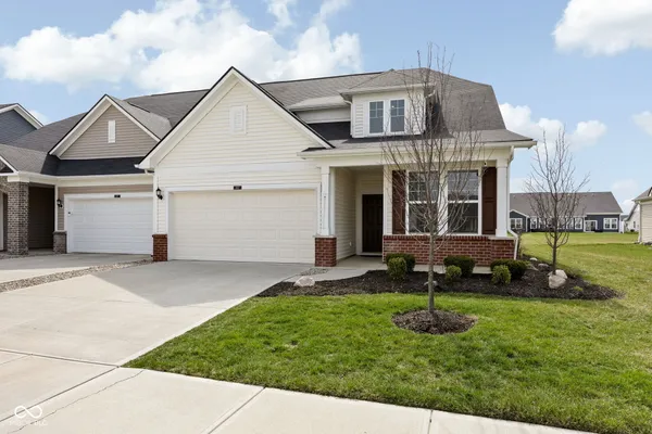 $425,000 | 887 Tuxedo Drive, Westfield, IN 46074