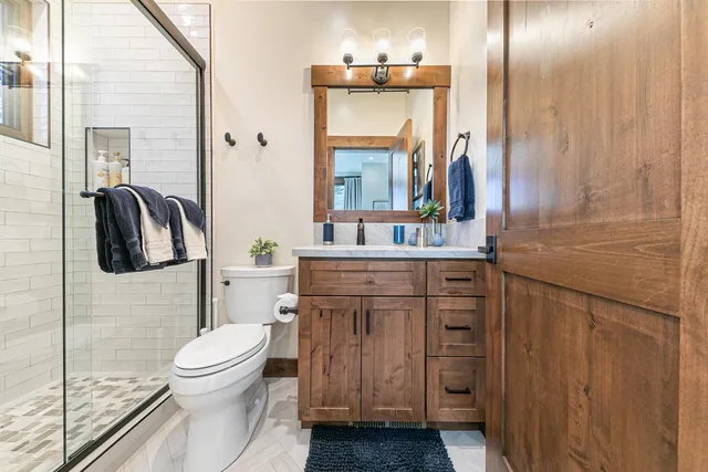 $2,780,000 | 11585 China Camp Road, Truckee, CA 96161