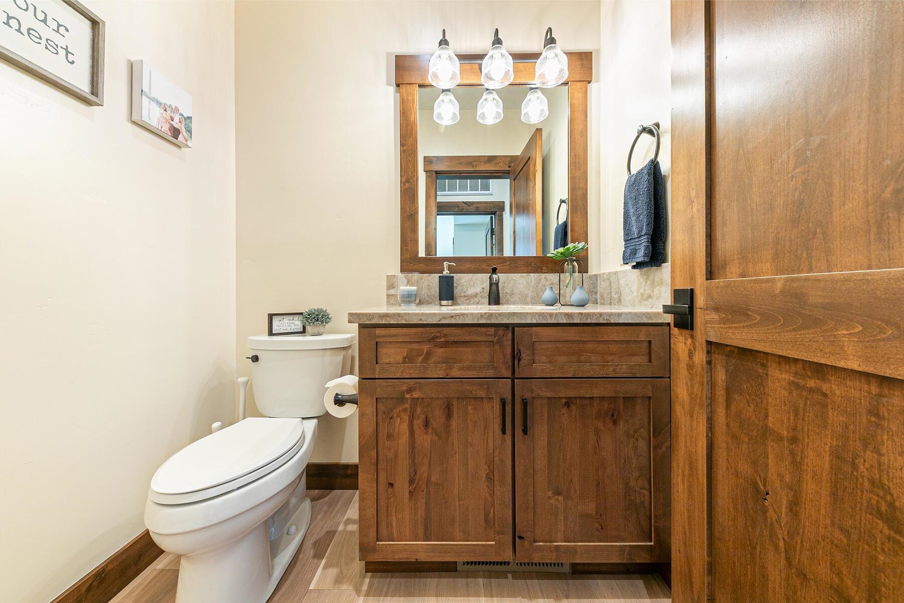 11585 China Camp Road Truckee, CA 96161 - Photo 21 of 25