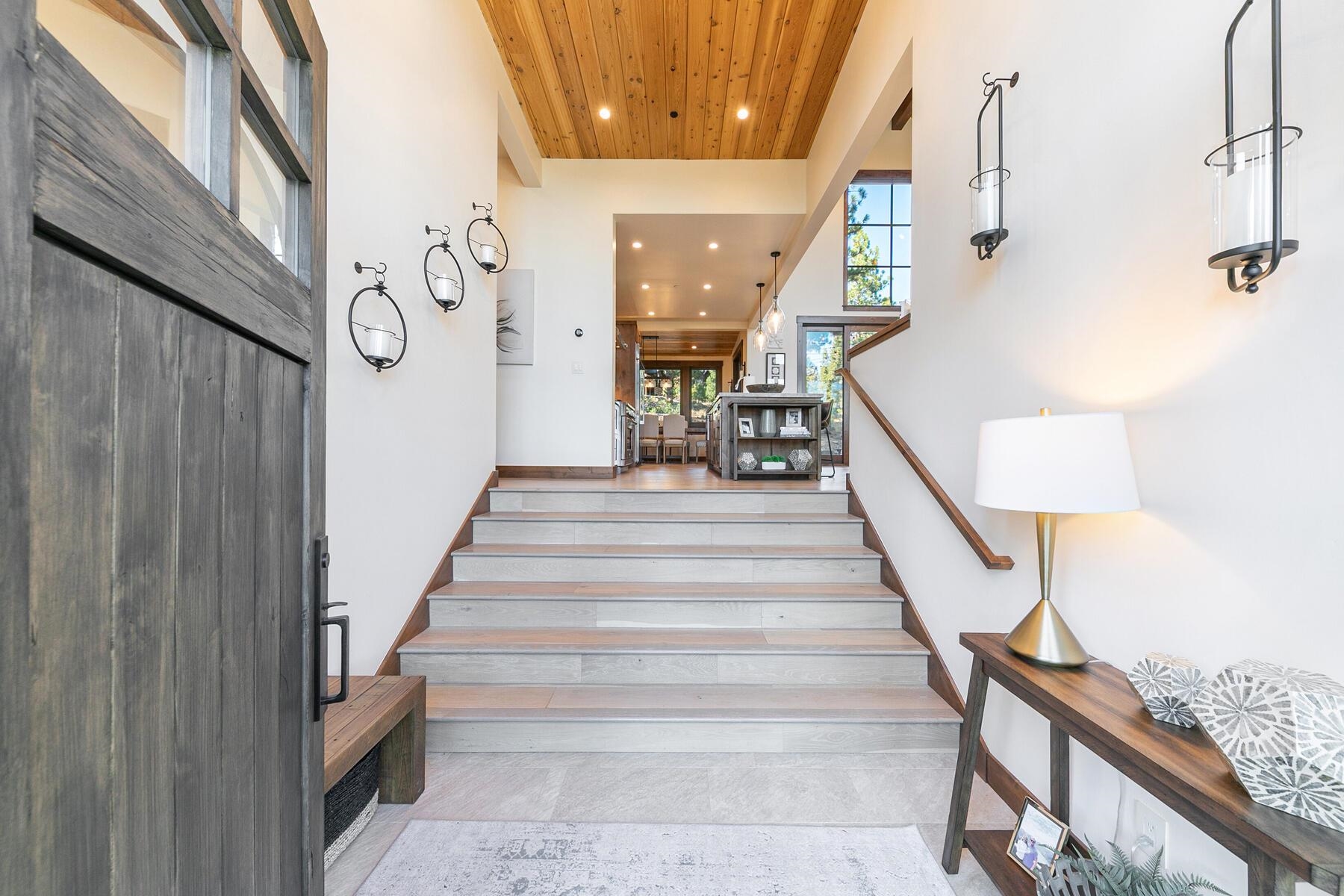 11585 China Camp Road Truckee, CA 96161 - Photo 4 of 25