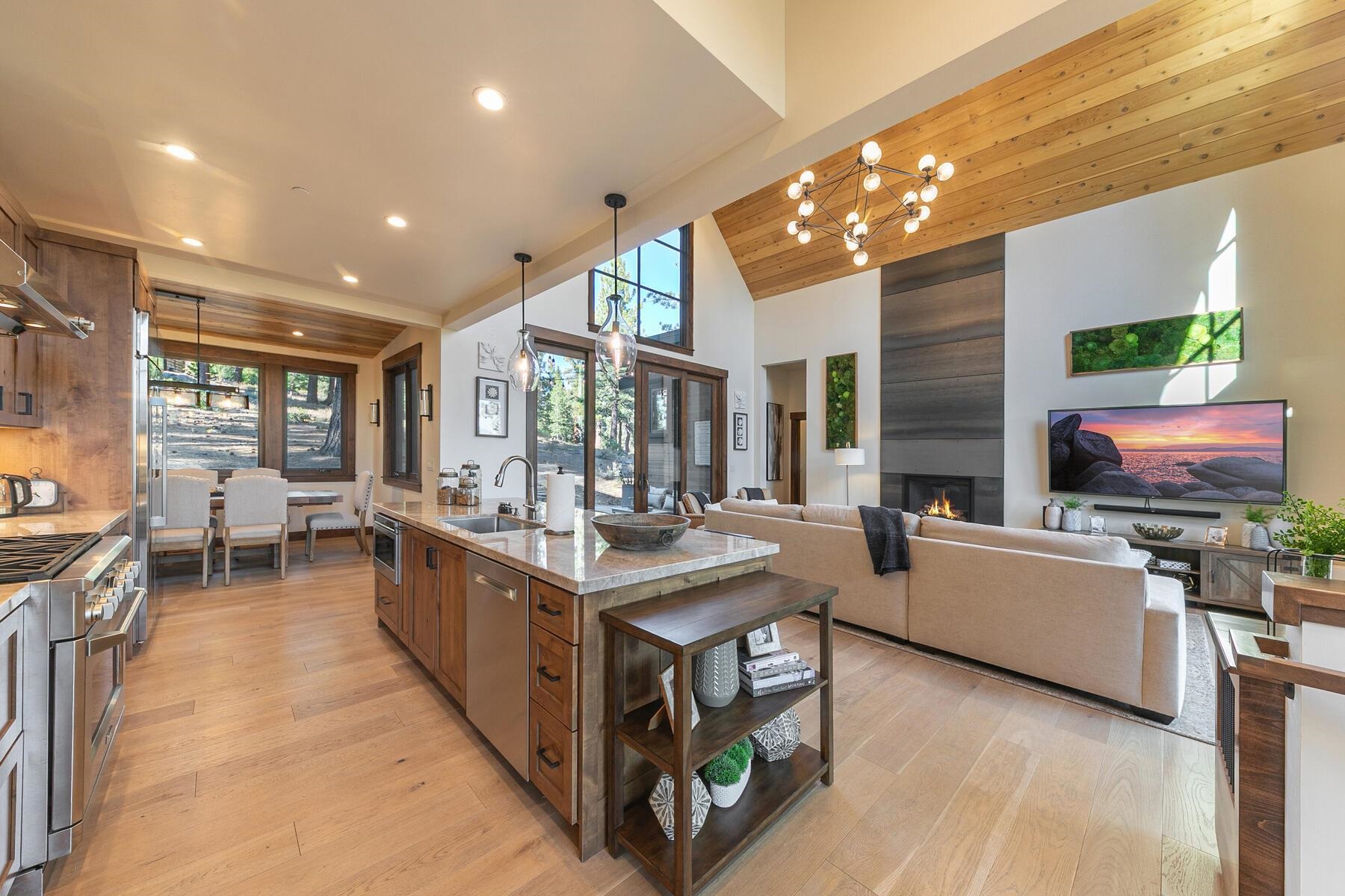 11585 China Camp Road Truckee, CA 96161 - Photo 5 of 25