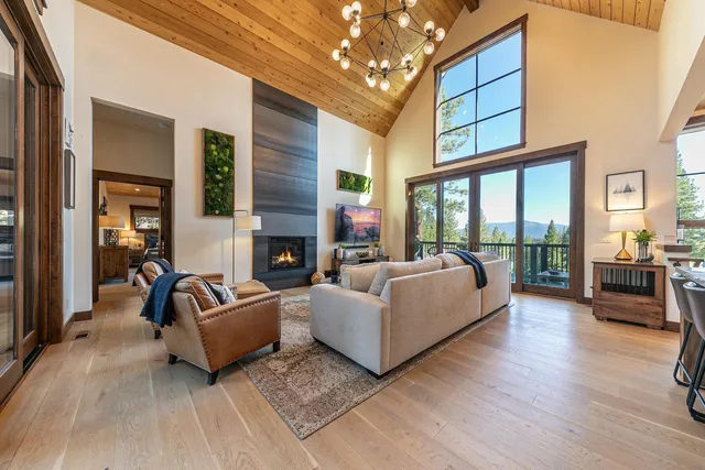 $2,780,000 | 11585 China Camp Road, Truckee, CA 96161