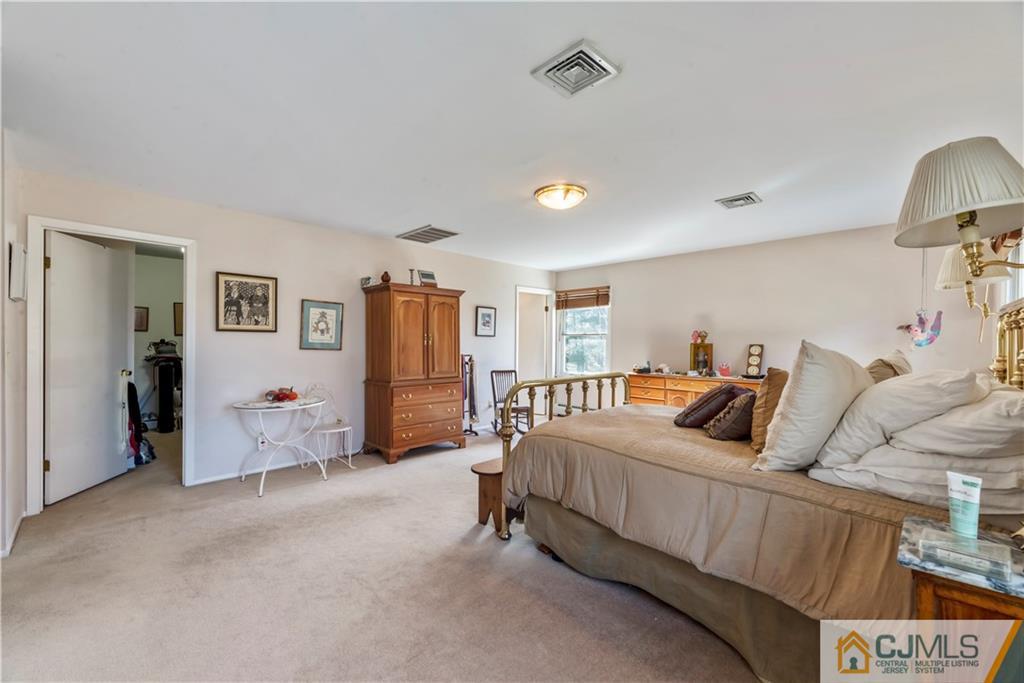 13 Devon Road Edison, NJ 08820 - Photo 20 of 44