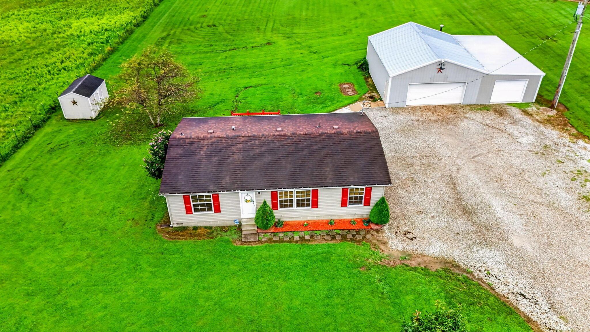 462 Rinehart Road Chillicothe, OH 45601 - Photo 43 of 59 462 Rinehart Rd 17