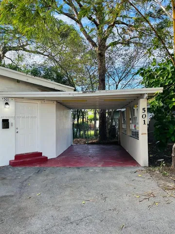 $2,850 | 501 Carolina Avenue, Fort Lauderdale, FL 33312
