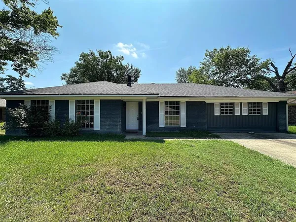 $1,800 | 807 Dalisa Circle, Shreveport, LA 71118