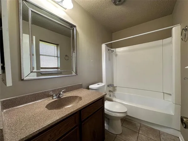 $1,800 | 807 Dalisa Circle, Shreveport, LA 71118