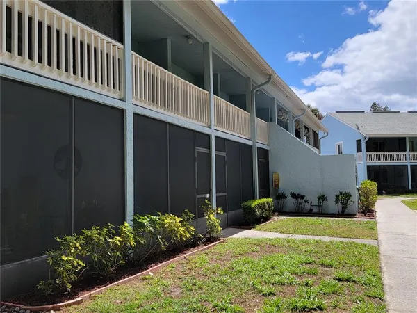 $1,400 | 1983 Abrico Drive, Unit H13, Lutz, FL 33558