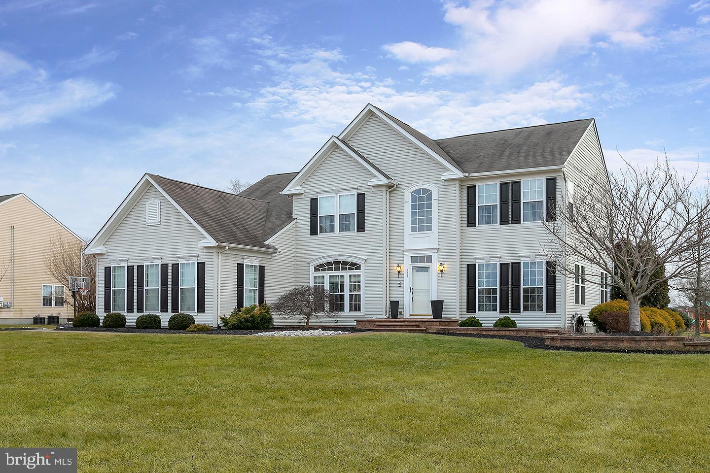 111 Quail Ridge Way Mickleton, NJ 08056 - Photo 2 of 28 Gallery Image 2