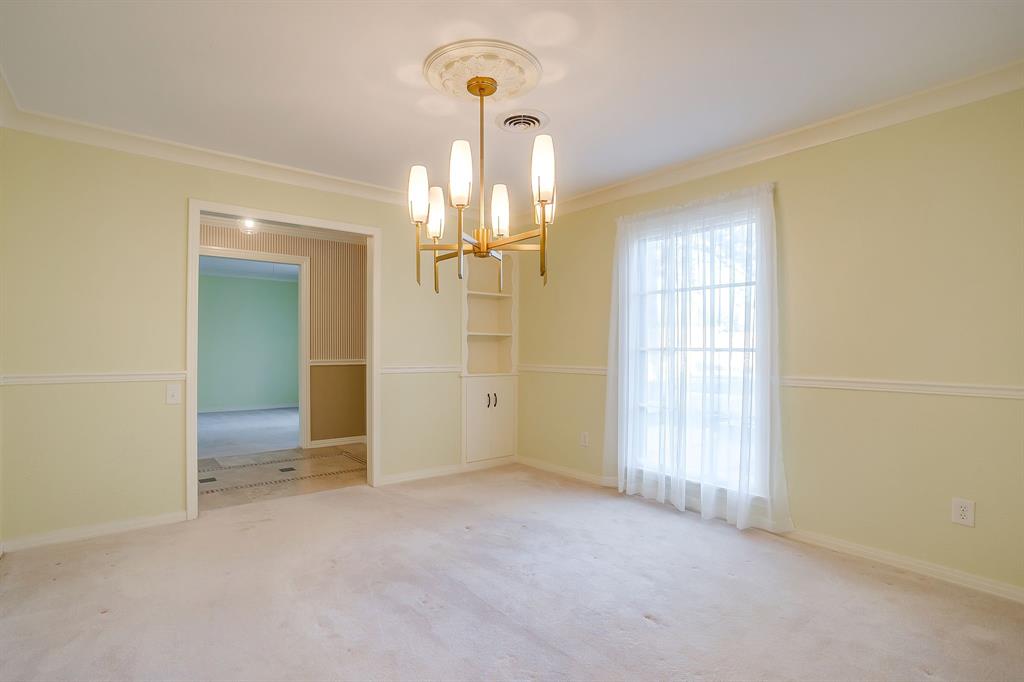 1705 Watson Street Fort Worth, TX 76103 - Photo 9 of 22